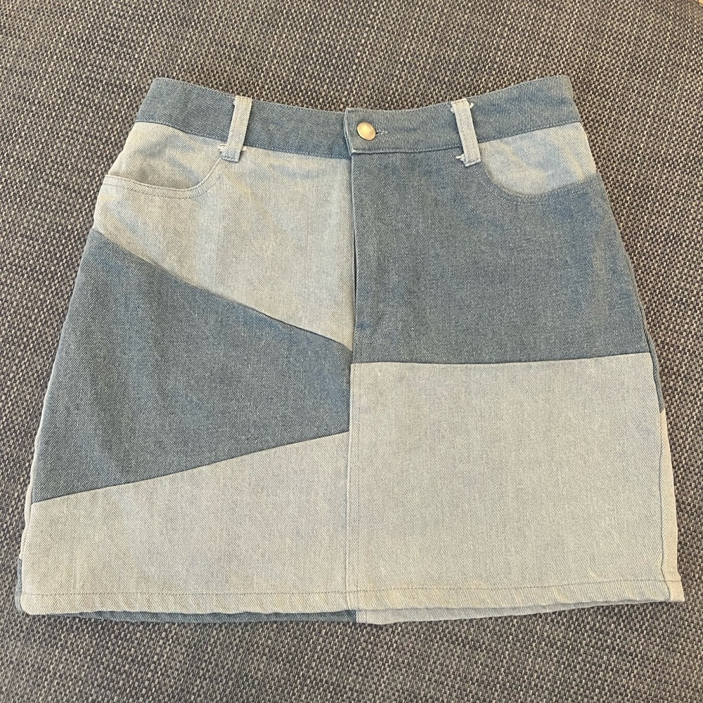 EUC size M Altar’d State jean skirt 
$15 shipped